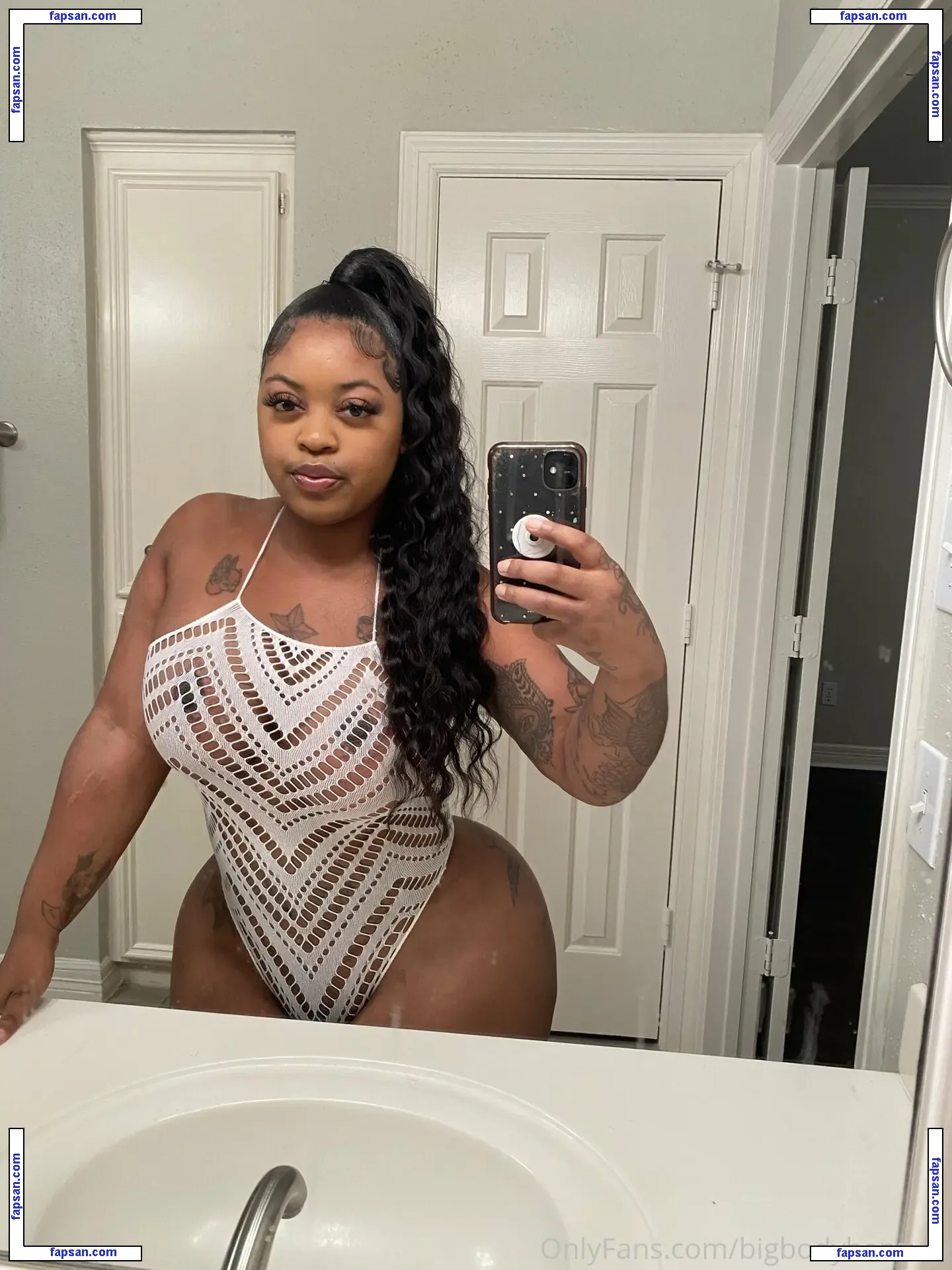 bigbodybenzvip / spoiledprincessxx nude photo #0368 from OnlyFans