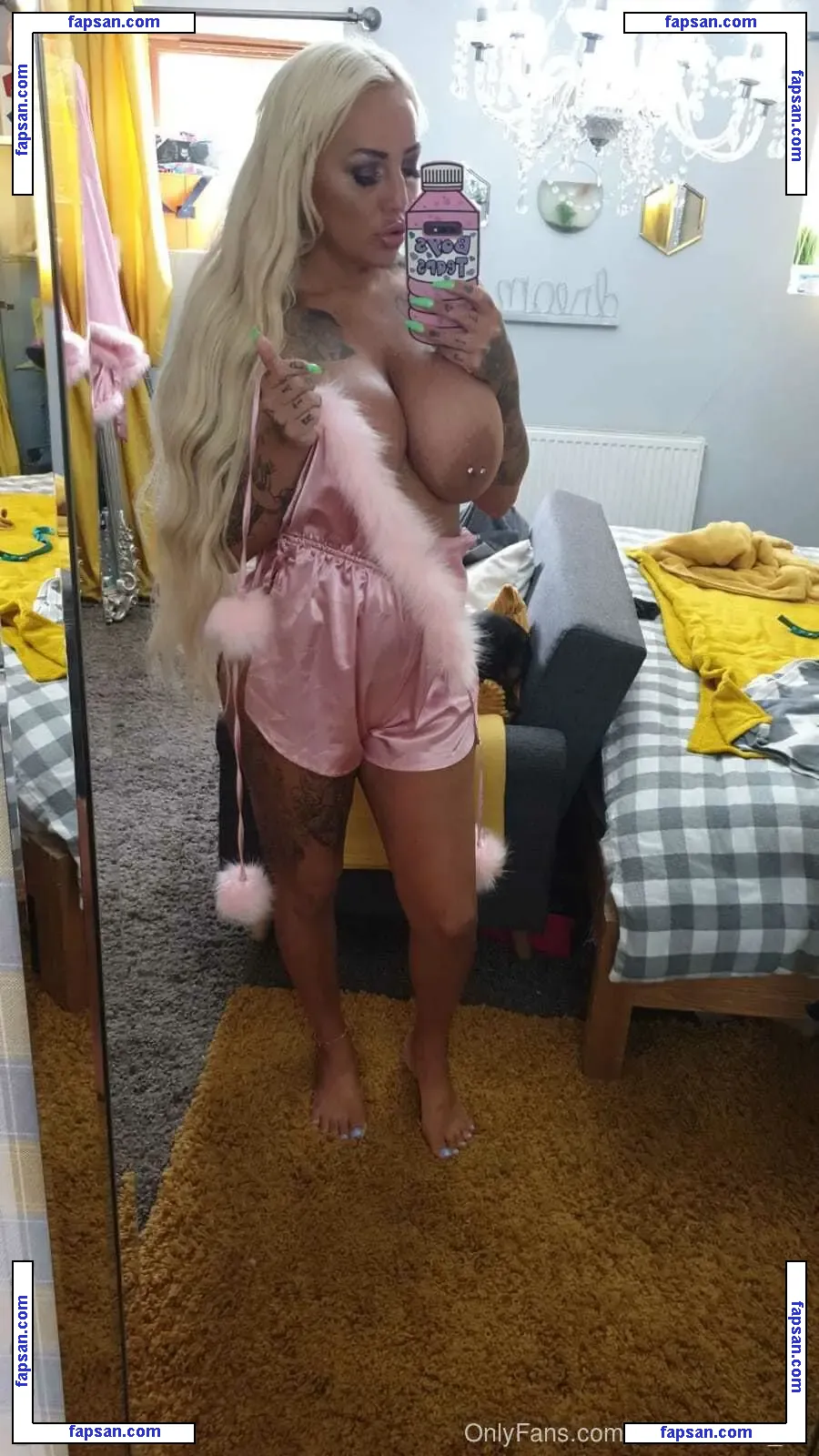 bigbustyblondeuk nude photo #0006 from OnlyFans