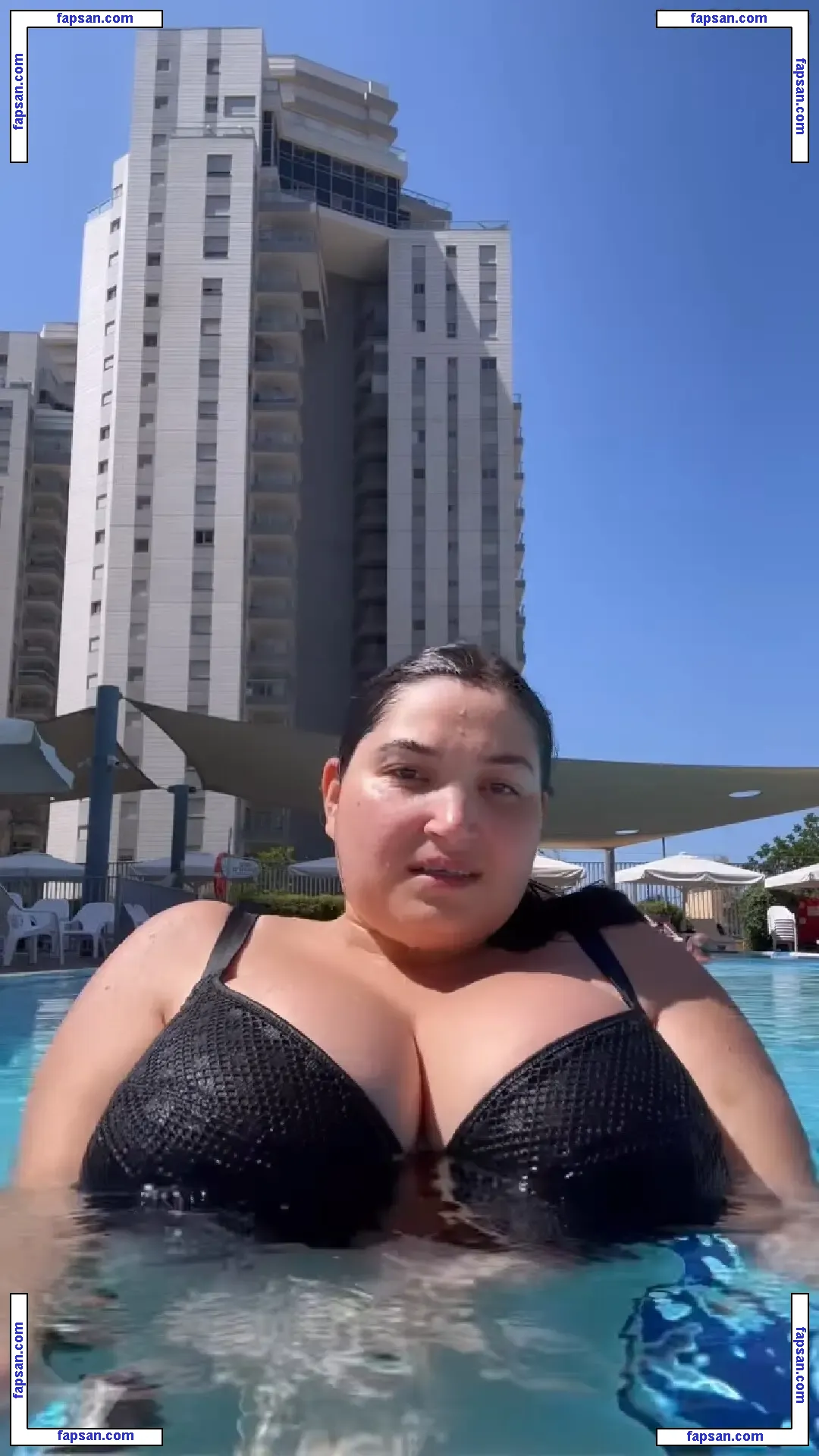 Biggestboobsinisrael nude photo #0007 from OnlyFans