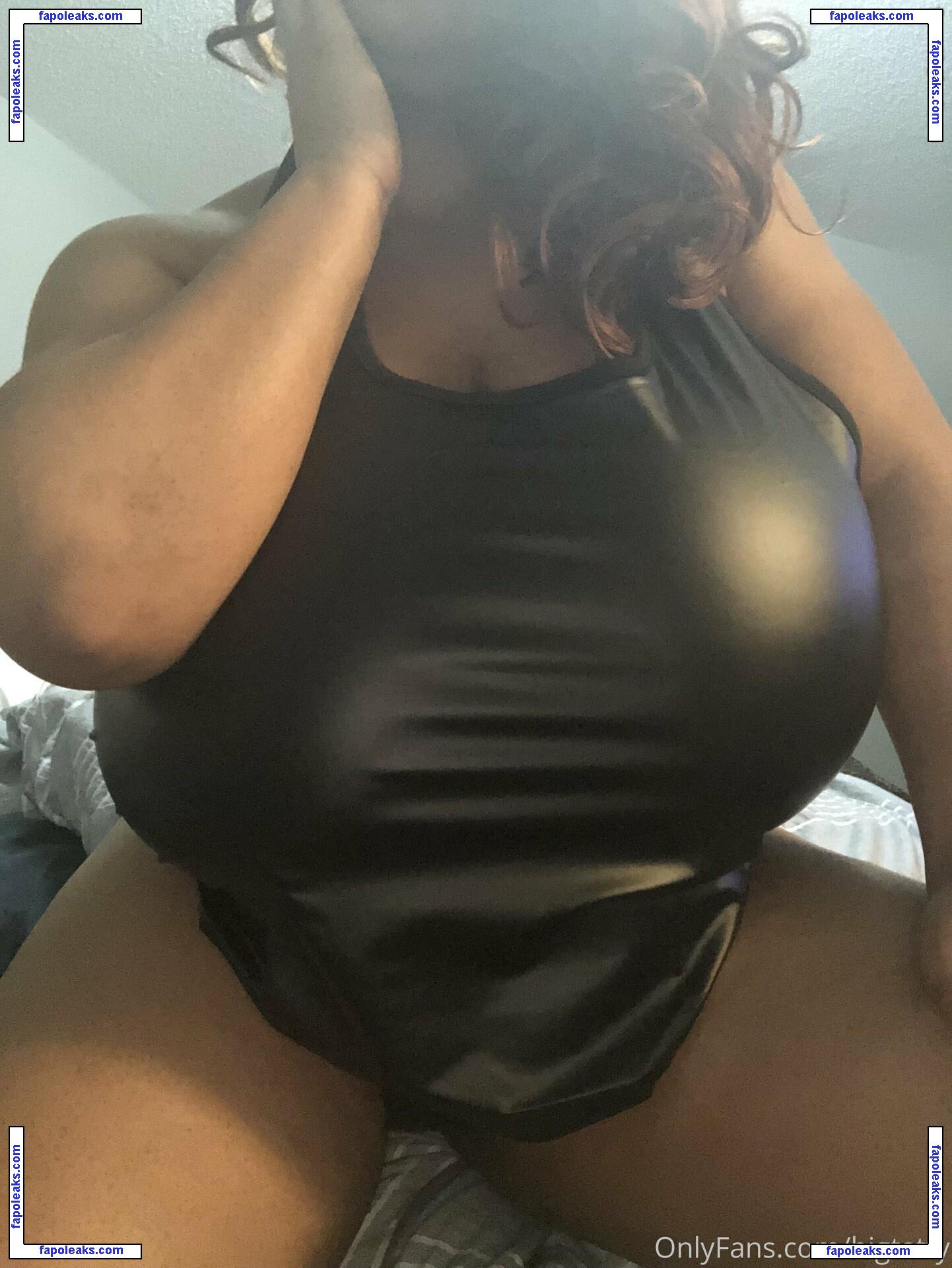 bigtatty / backuptatties nude photo #0047 from OnlyFans