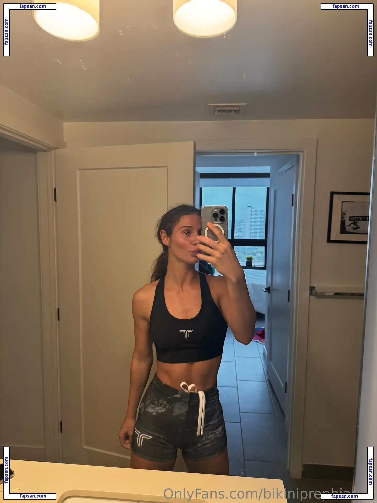 bikiniprepbianca nude photo #0027 from OnlyFans