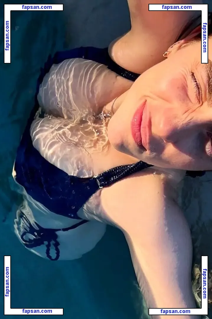 Billie Eilish nude photo #0127 from OnlyFans