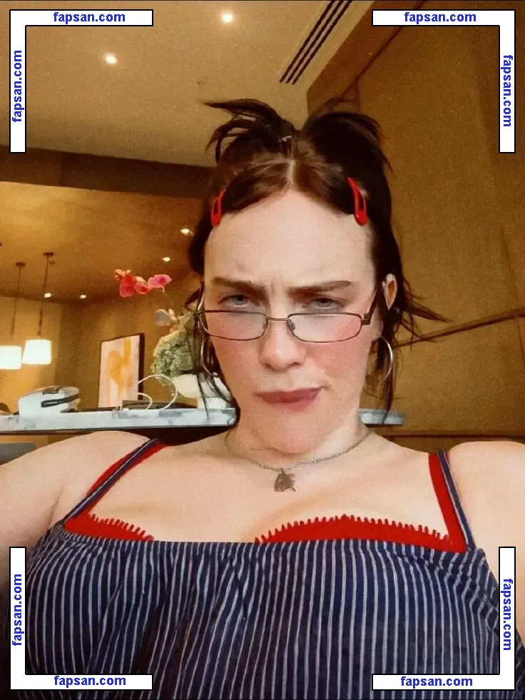 Billie Eilish голая фото #0179 с Онлифанс