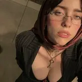 Billie Eilish голая #0108