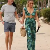 Billie Faiers голая #0134