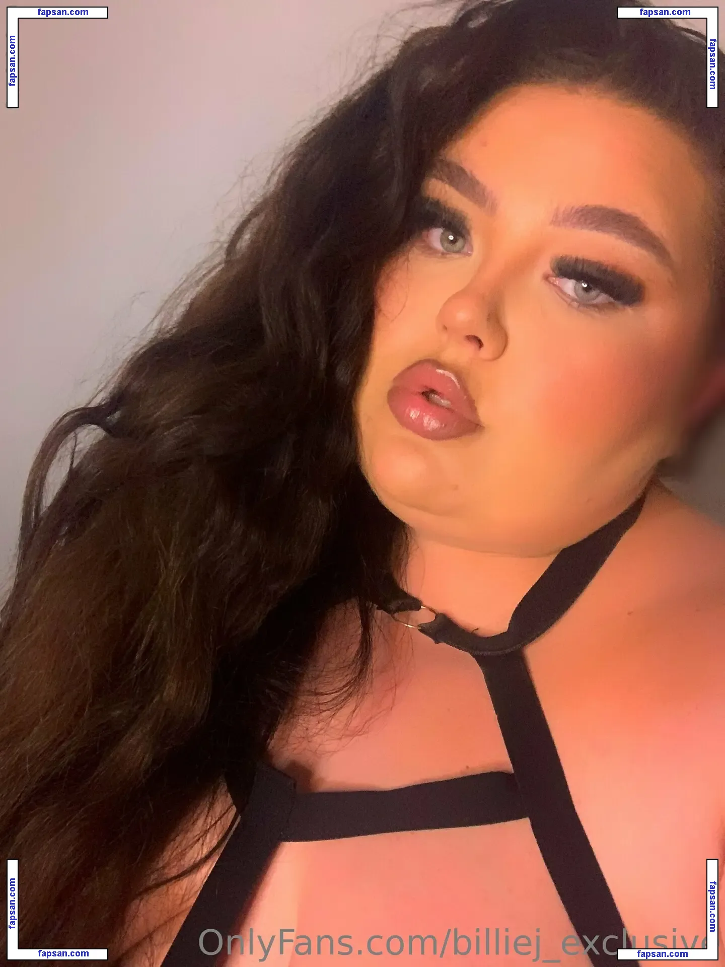 billiejofficiall nude photo #0009 from OnlyFans