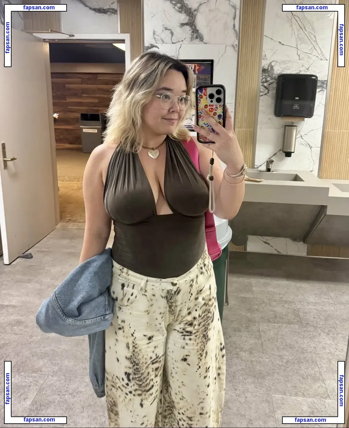 bingsuccino nude photo #0033 from OnlyFans