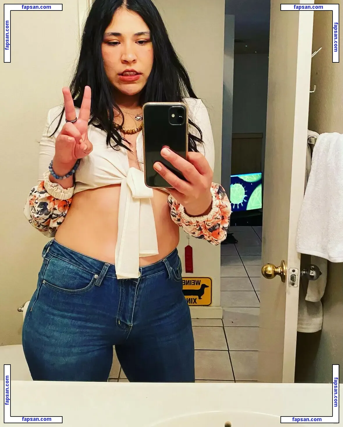 BisqueDolly nude photo #0006 from OnlyFans