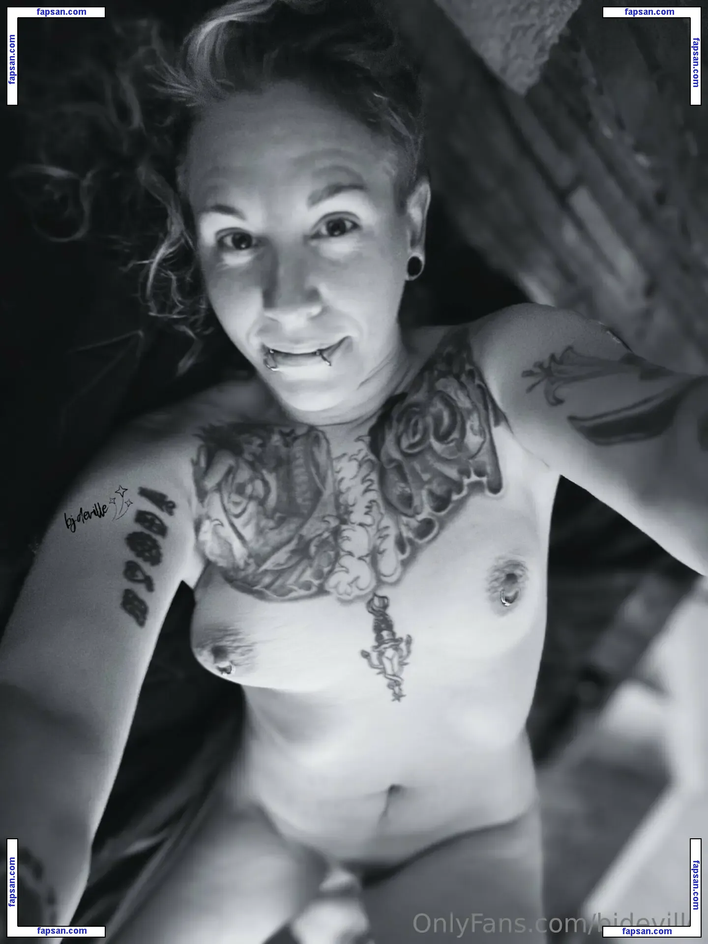 bjdeville nude photo #0009 from OnlyFans