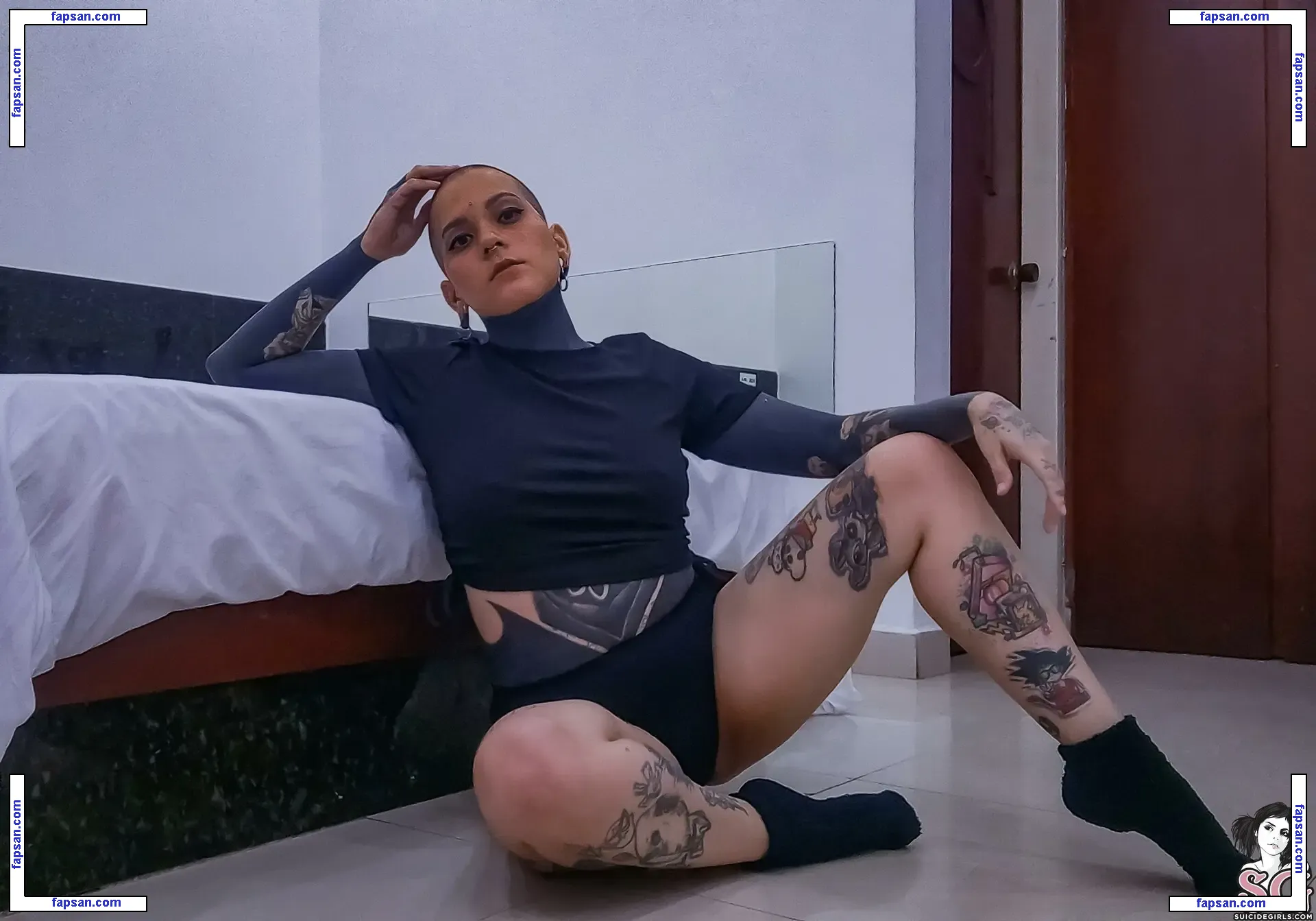 Blackmily nude photo #0012 from OnlyFans