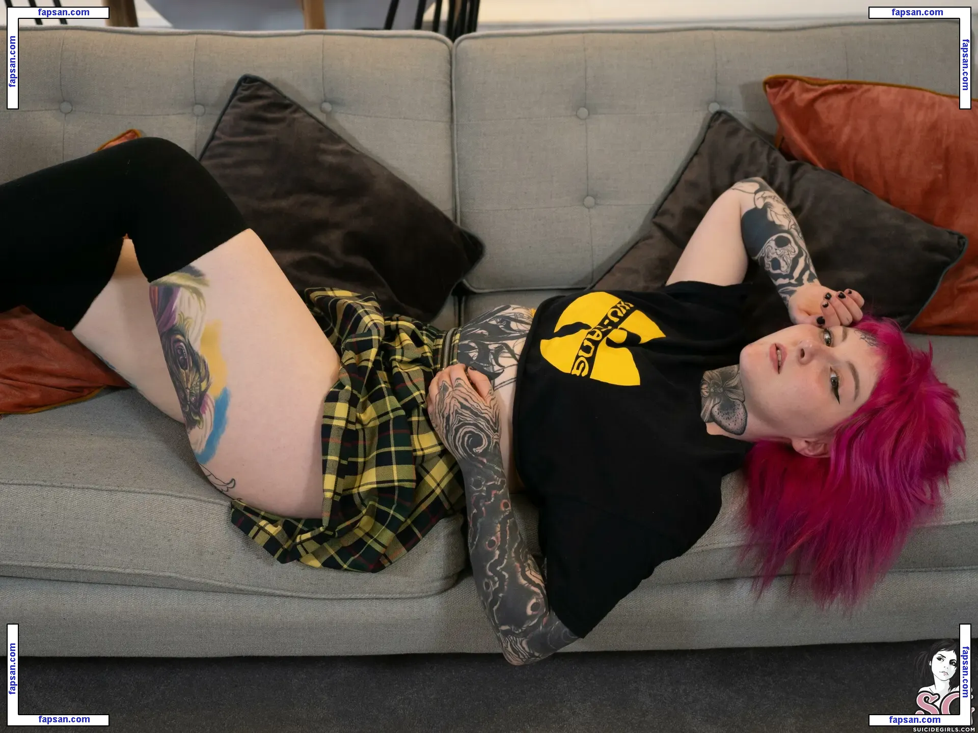 Blacktop nude photo #0019 from OnlyFans