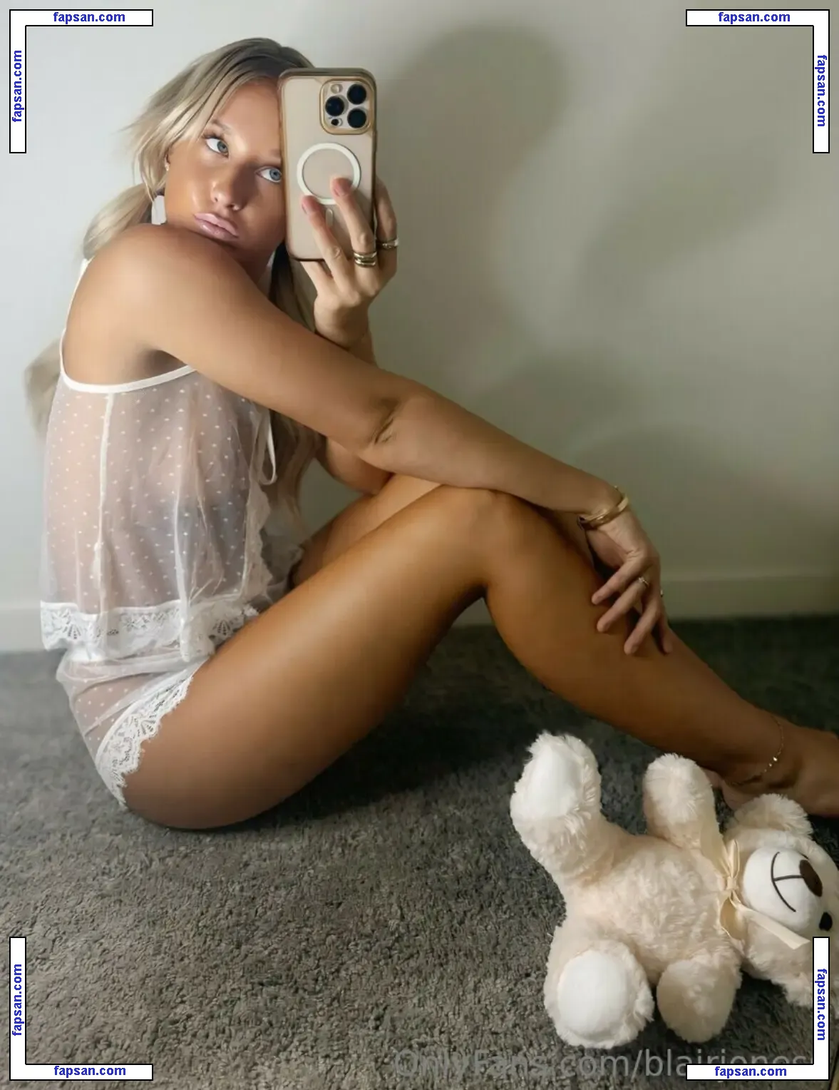 Blairjoness nude photo #0003 from OnlyFans