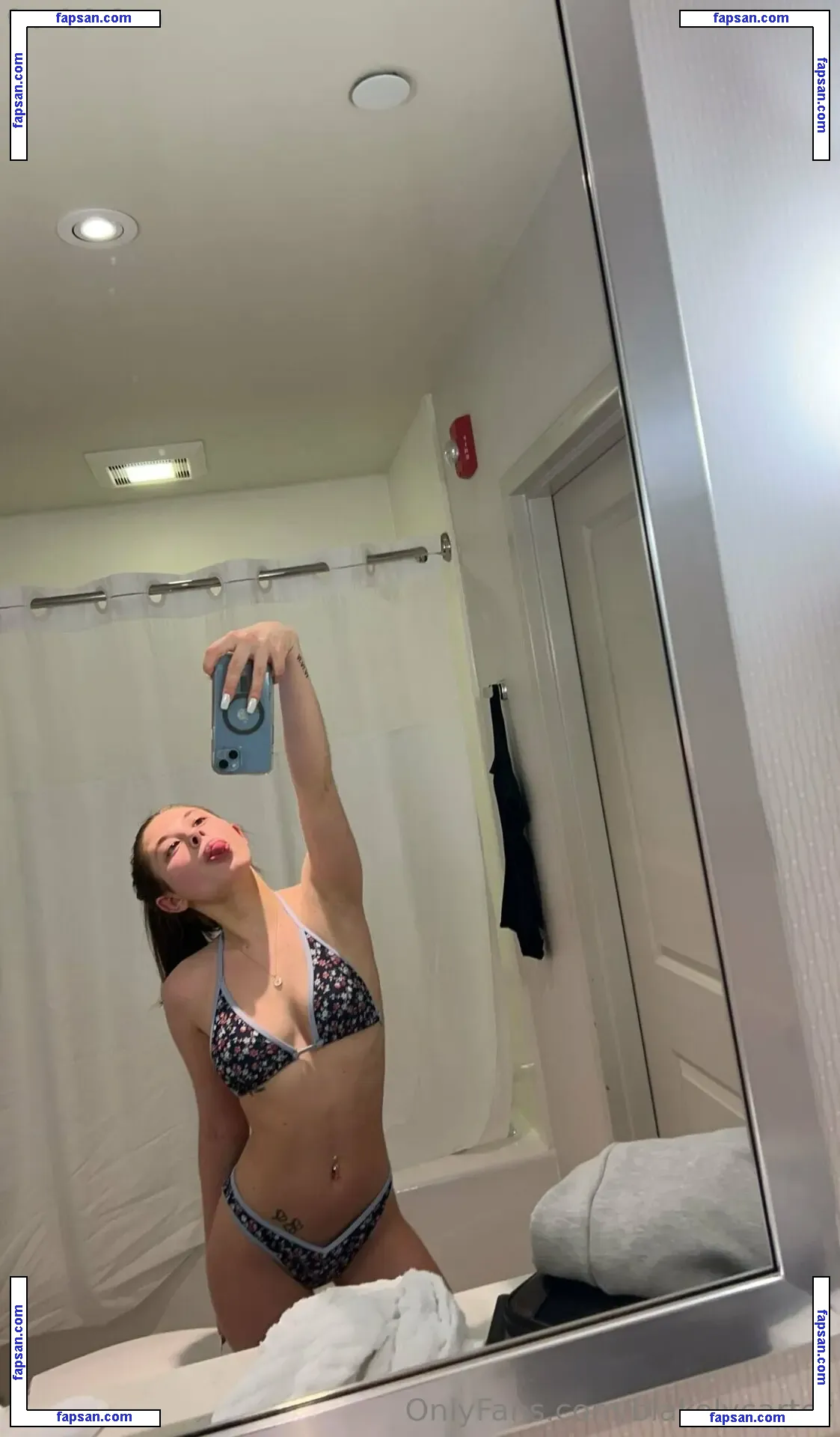 blakelycarter nude photo #0023 from OnlyFans