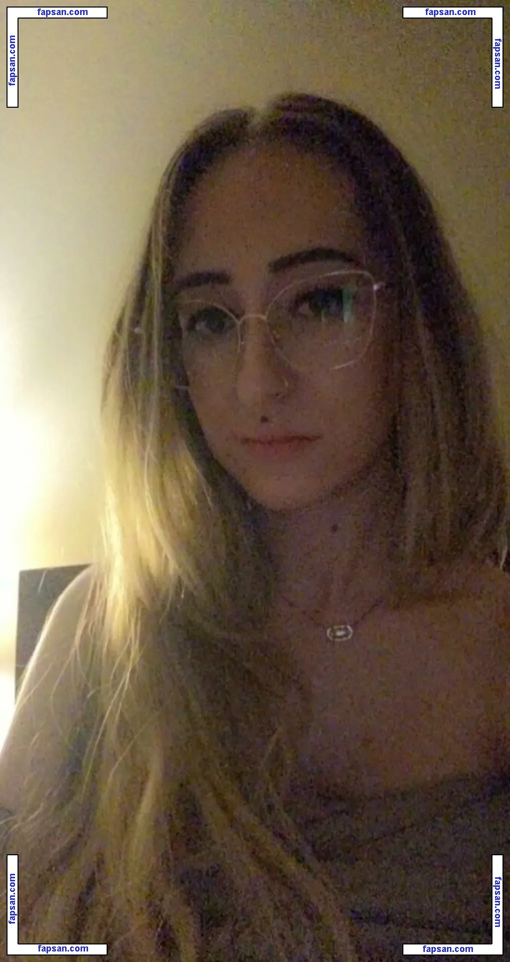 blamevalerie голая фото #0104 с Онлифанс