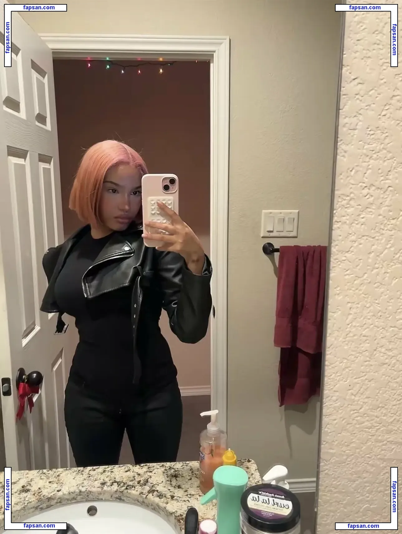 bllessiingss nude photo #0005 from OnlyFans