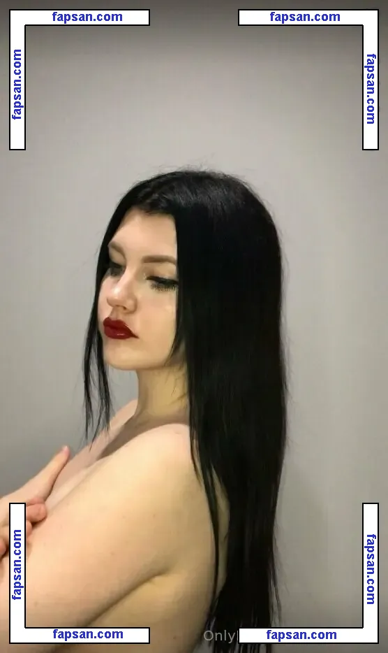 blond.ellie nude photo #0012 from OnlyFans