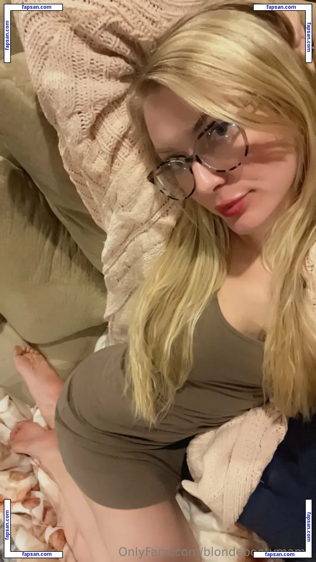 blondebootymama nude photo #0001 from OnlyFans