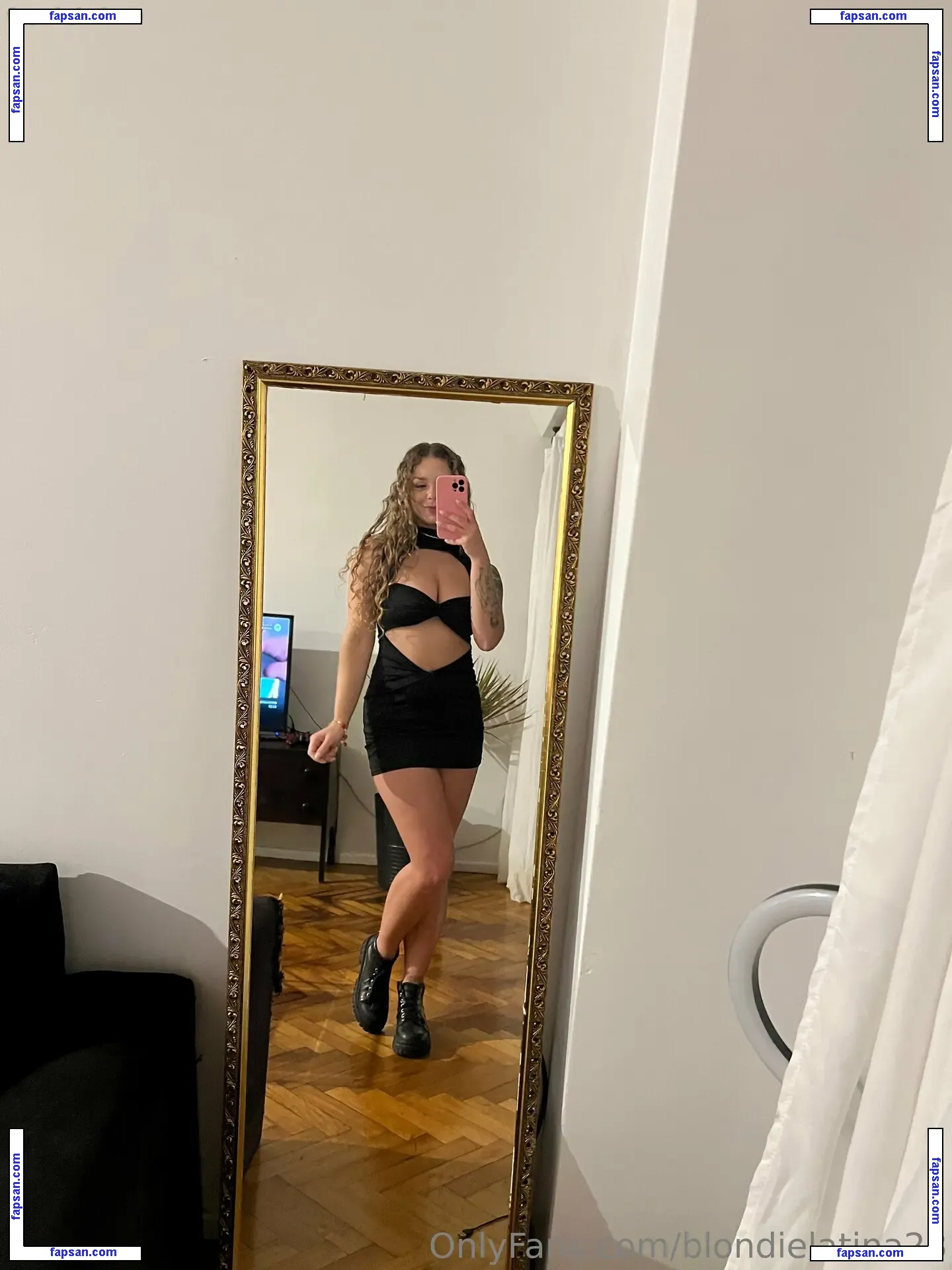 blondielatina23 nude photo #0024 from OnlyFans