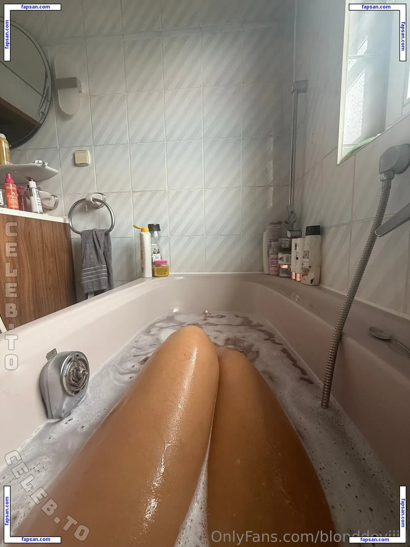 Blondiihell голая фото #0070 с Онлифанс