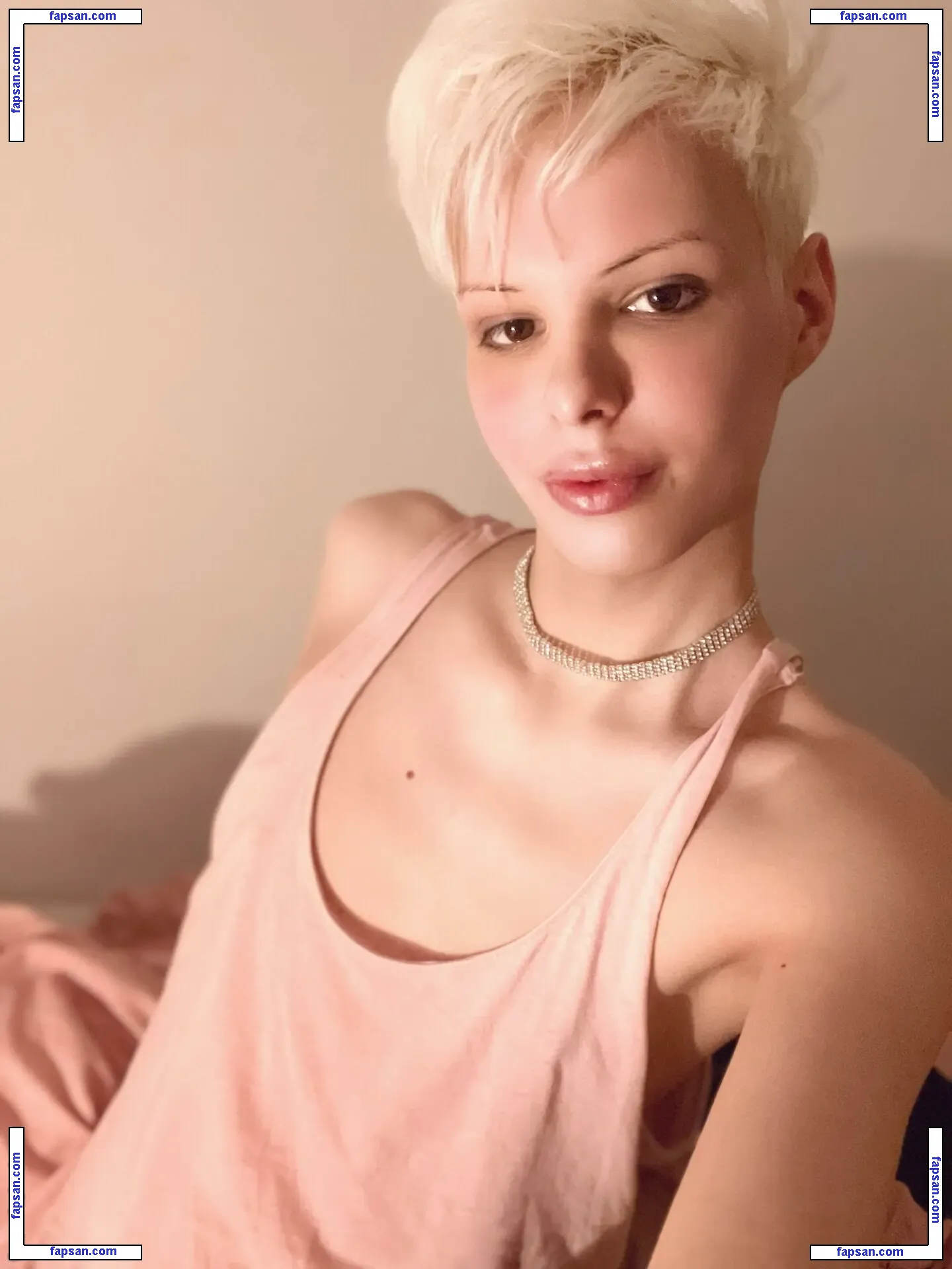 Blonditwink nude photo #0035 from OnlyFans