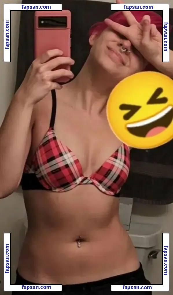 Bloob3rry nude photo #0007 from OnlyFans