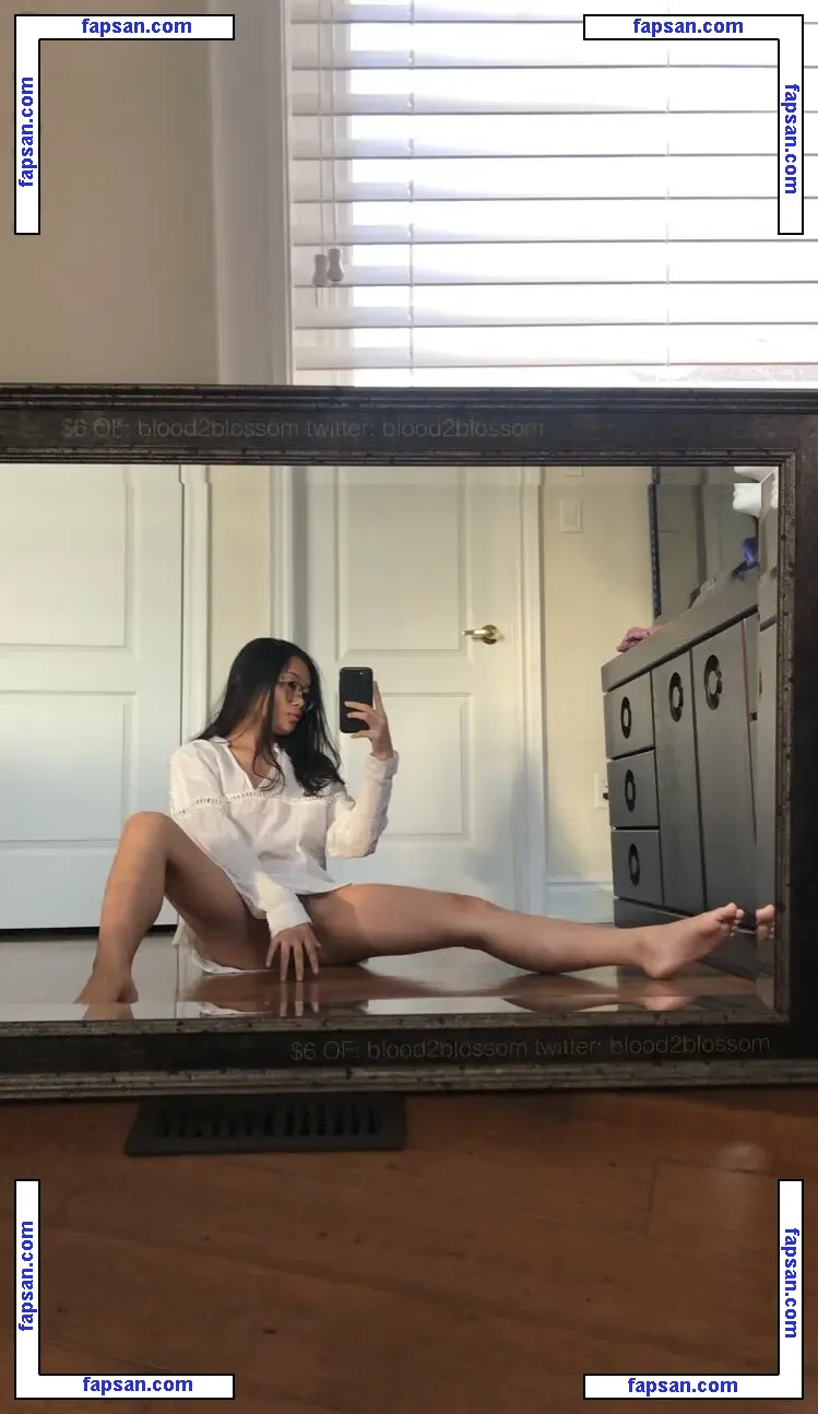 Bloodblossom_ nude photo #0013 from OnlyFans