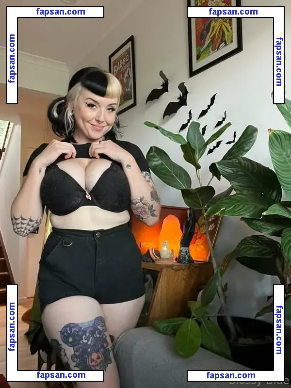 Blossy Blue Vip голая фото #0001 с Онлифанс