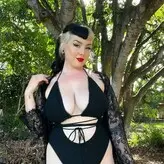 Blossy Blue Vip голая #0005