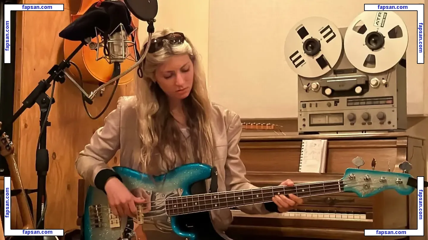 Blu DeTiger голая фото #0112 с Онлифанс