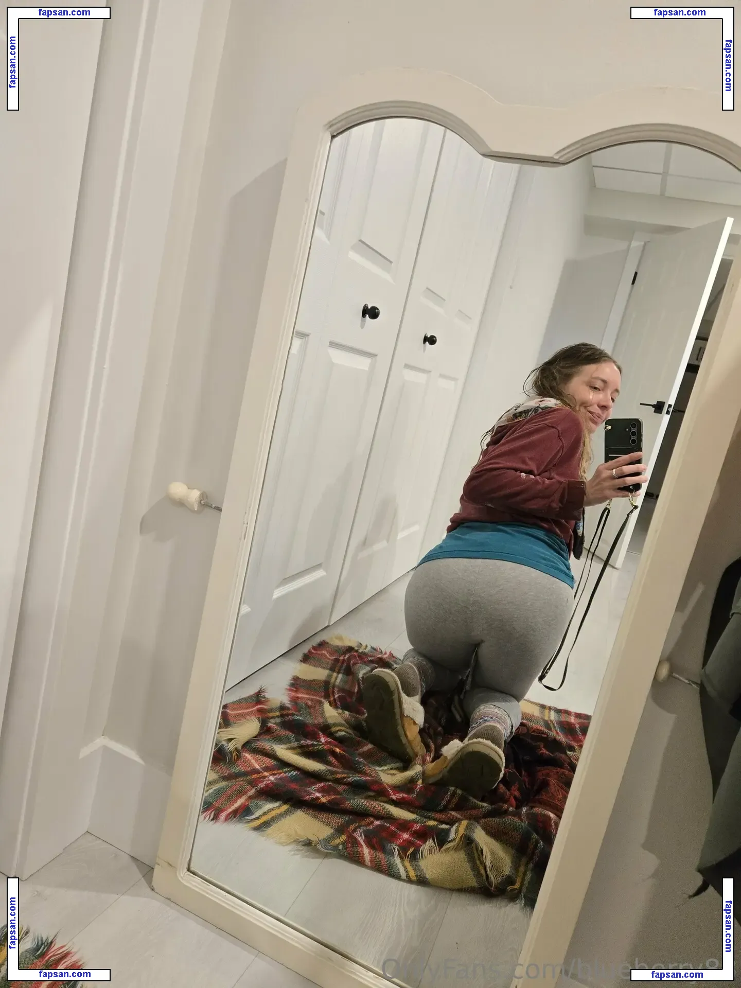 blueberry83 nude photo #0038 from OnlyFans