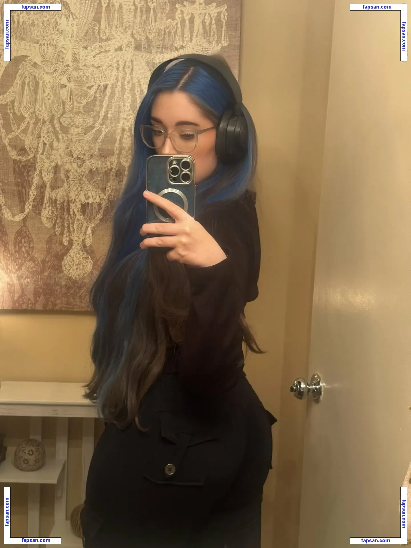 bluecromwyll голая фото #0082 с Онлифанс