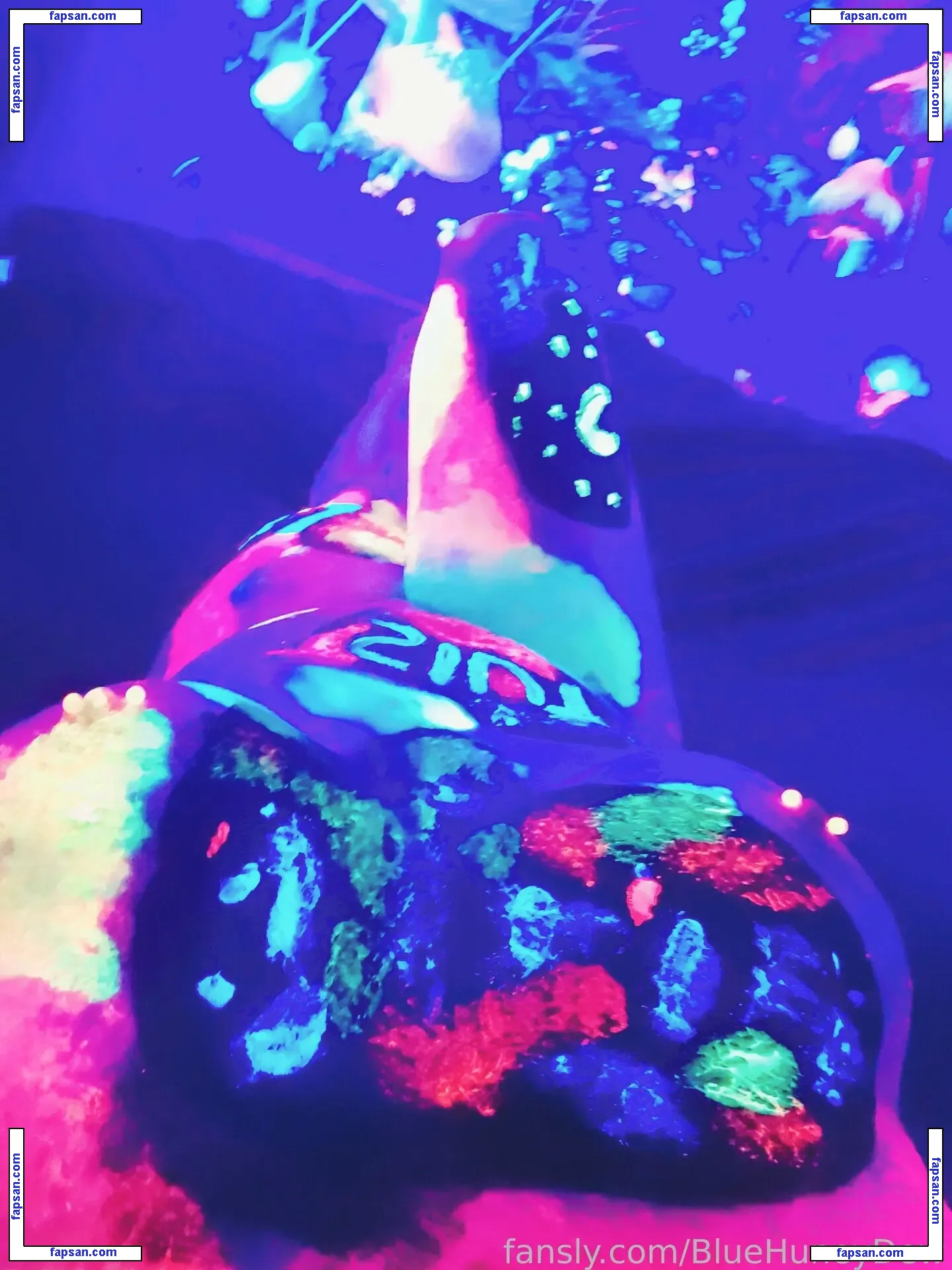 BlueHuneyDew nude photo #0011 from OnlyFans