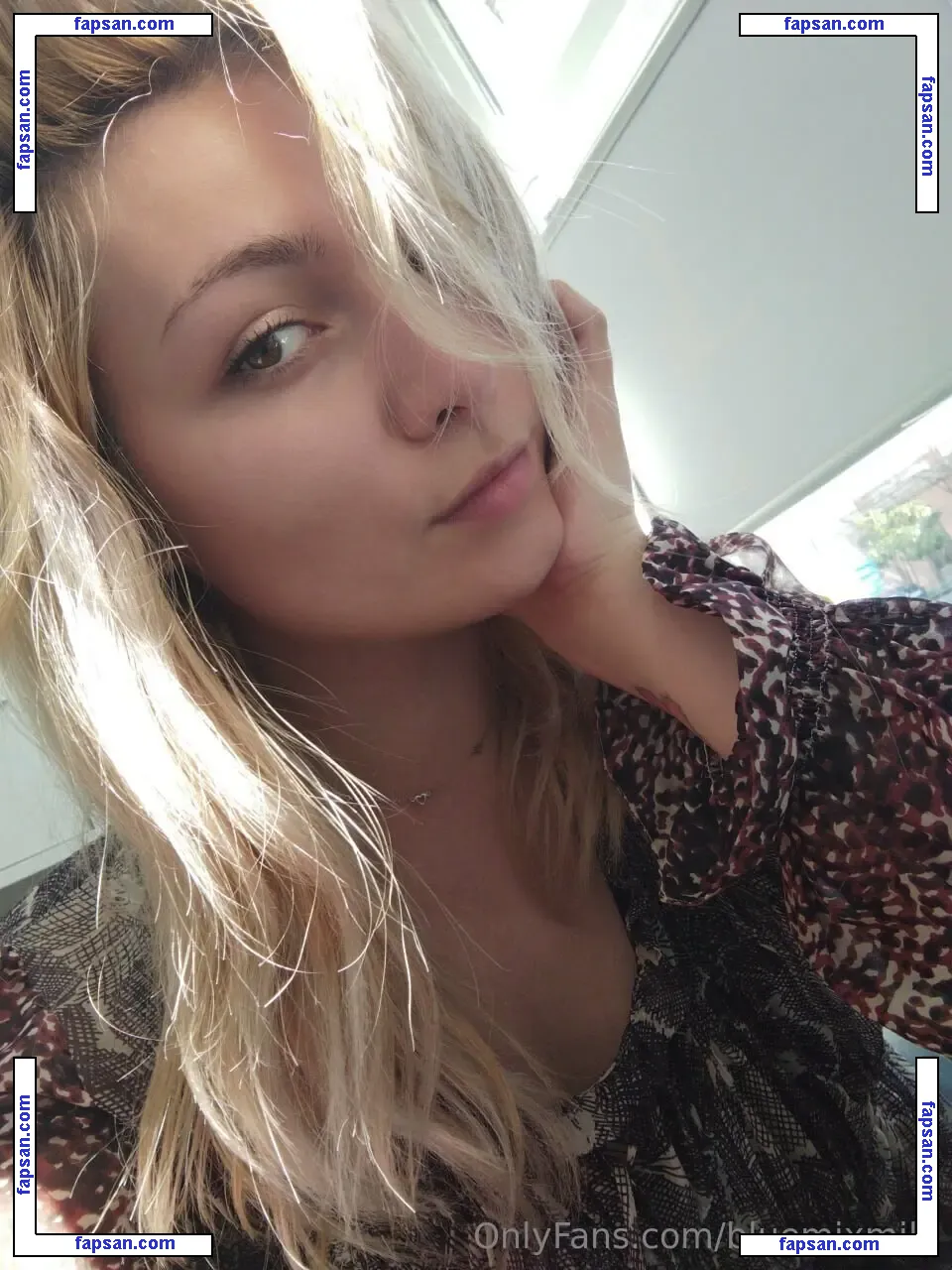 bluemixmila nude photo #0011 from OnlyFans