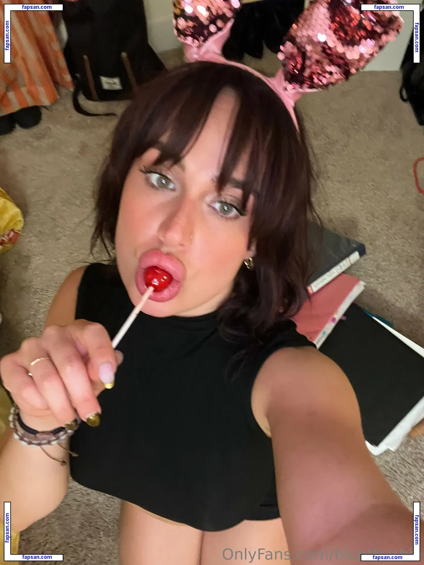 bluntbarbie nude photo #0003 from OnlyFans