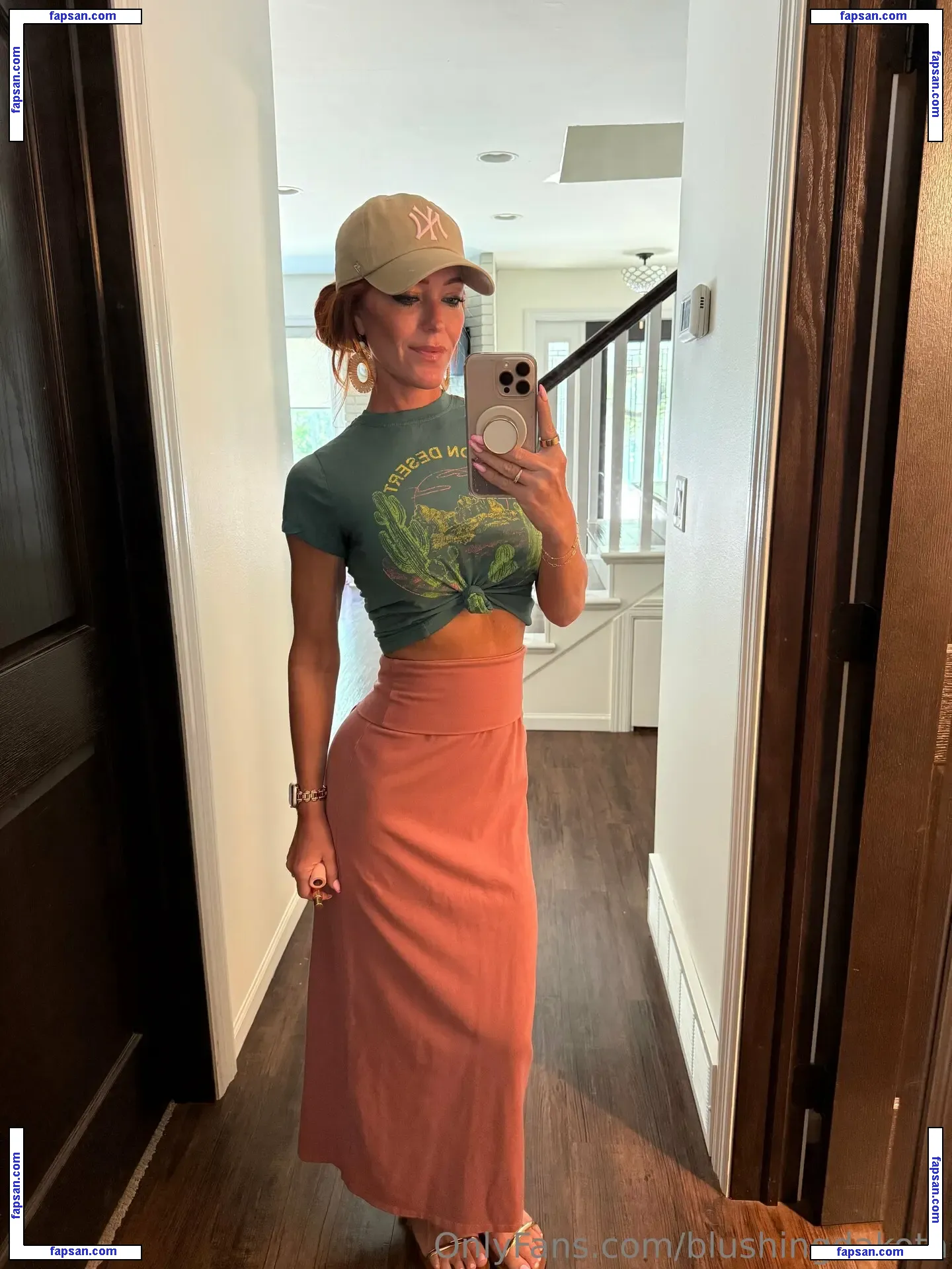 blushingdakota nude photo #0013 from OnlyFans
