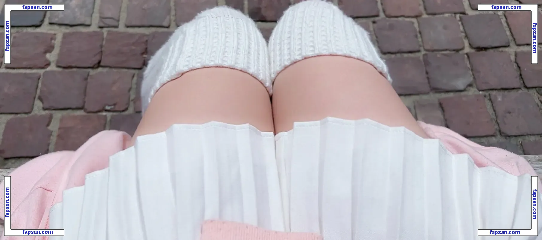 blushingsora nude photo #0029 from OnlyFans