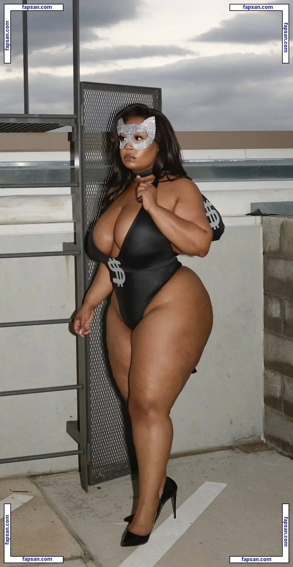 BLVCKASSZILLA nude photo #0060 from OnlyFans