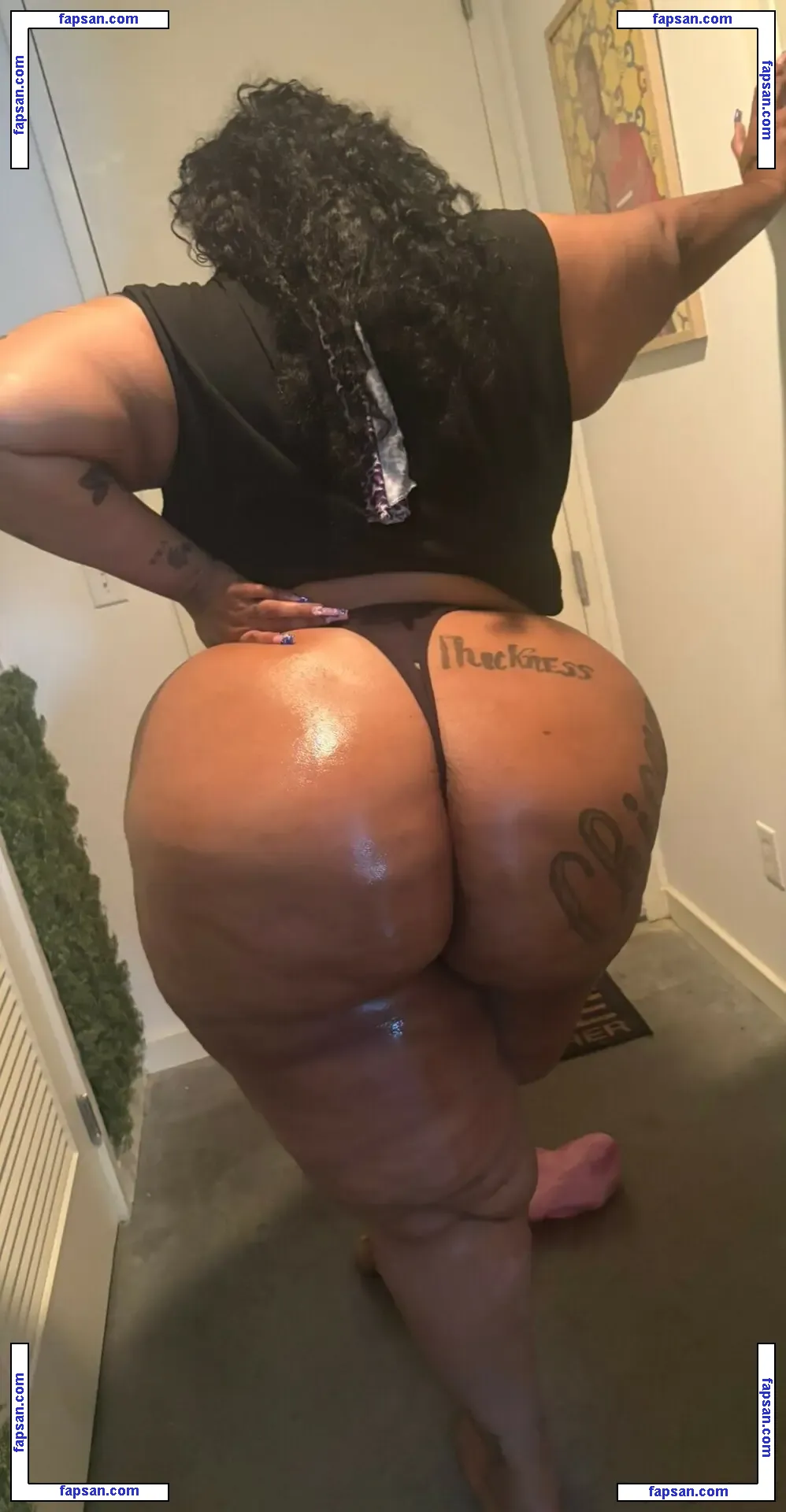 BLVCKASSZILLA nude photo #0069 from OnlyFans