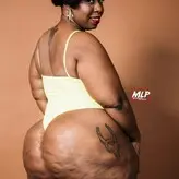 BLVCKASSZILLA голая #0014