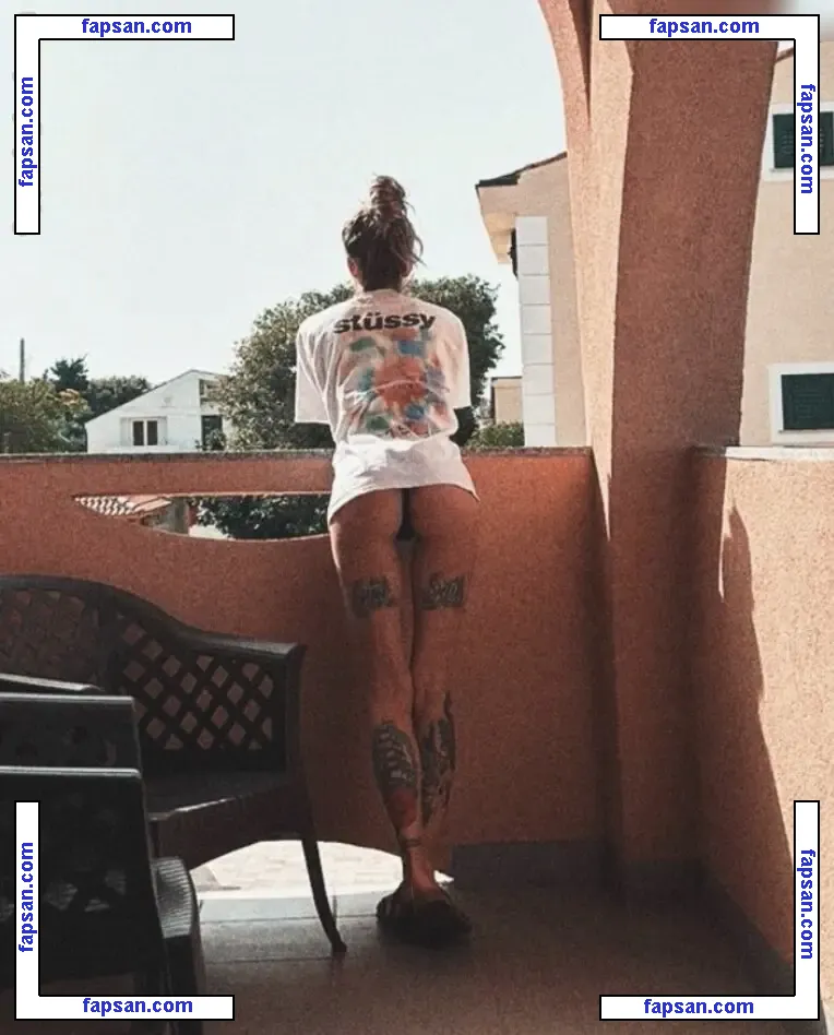 bonnie_kraviz nude photo #0001 from OnlyFans