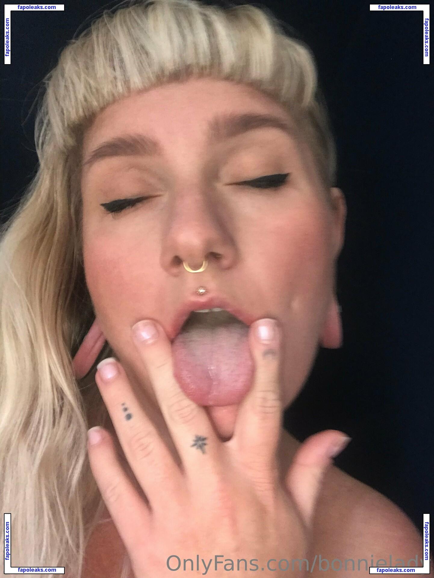 bonnielady / lov3lady nude photo #0007 from OnlyFans