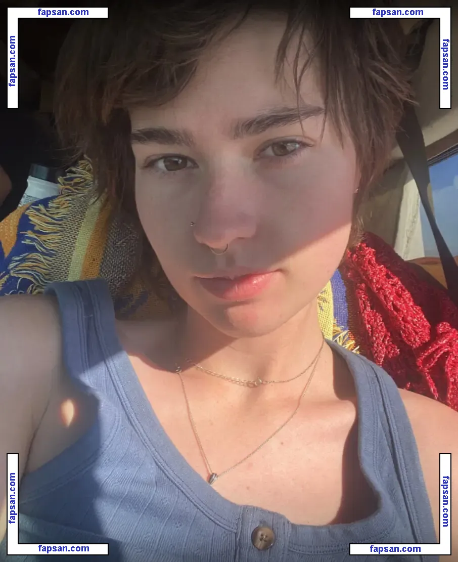 bonnierides nude photo #0011 from OnlyFans