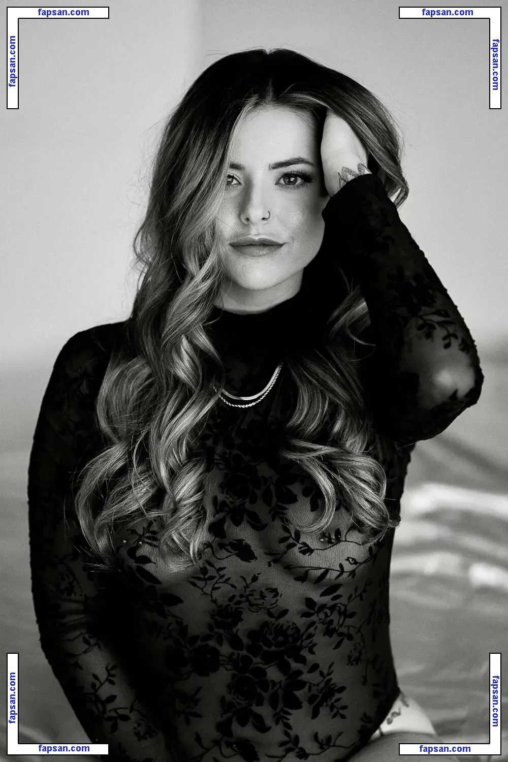 Boudoir голая фото #0156 с Онлифанс