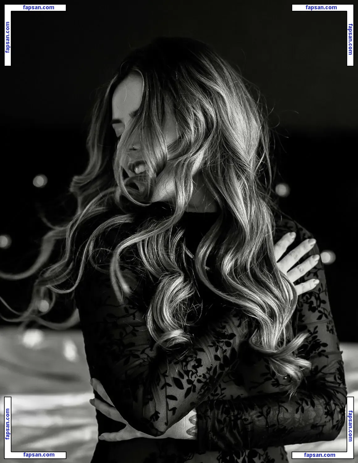 Boudoir голая фото #0159 с Онлифанс