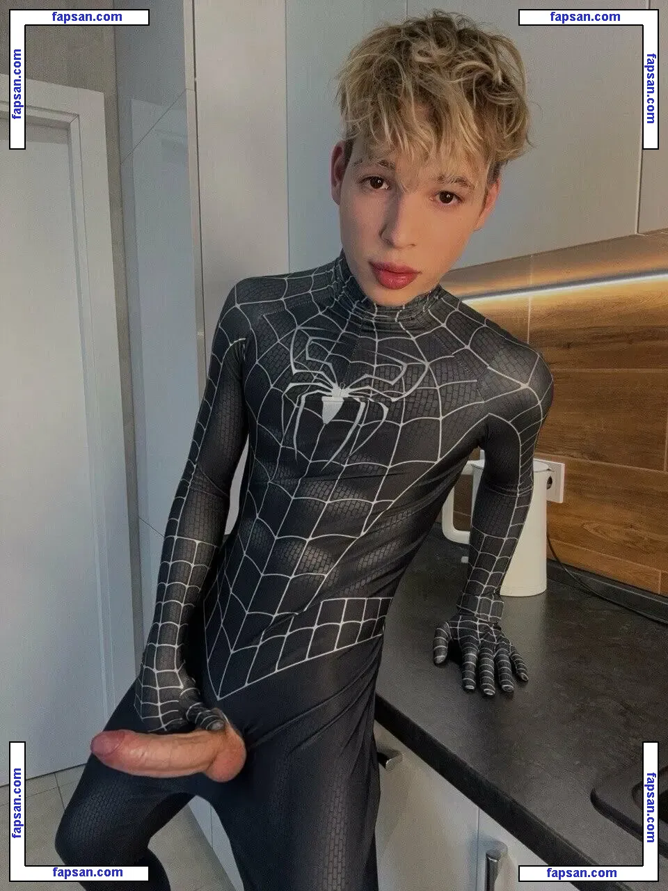 boyfromphub nude photo #0020 from OnlyFans