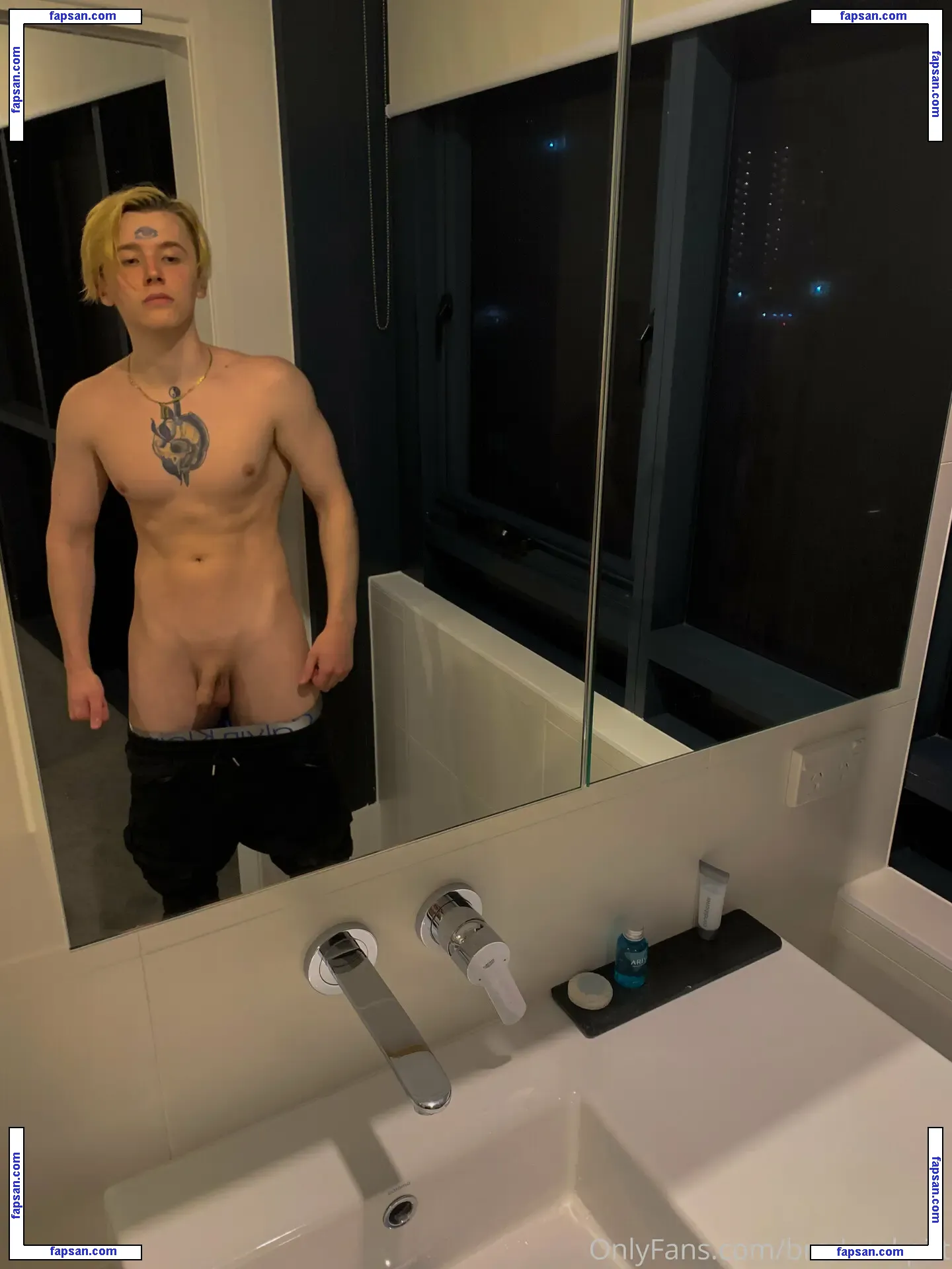 bradcockpitt nude photo #0013 from OnlyFans