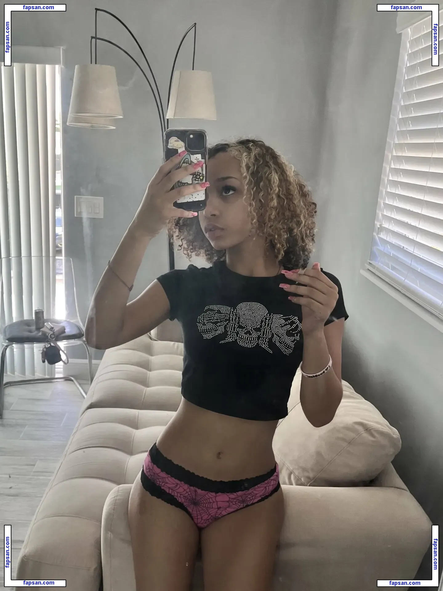 bratality голая фото #0003 с Онлифанс