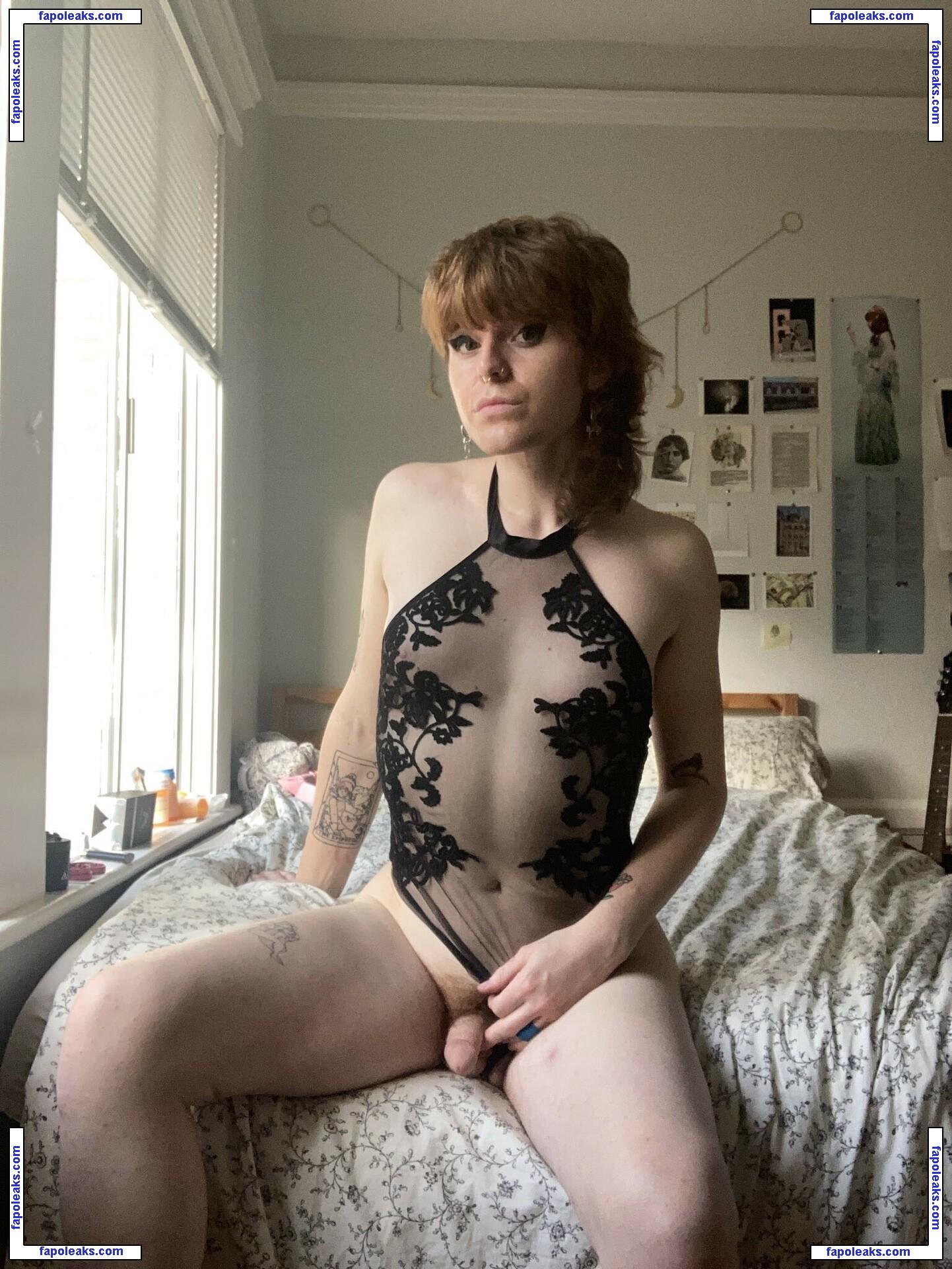 Brattyfox666 / deadly_fox666 nude photo #0003 from OnlyFans