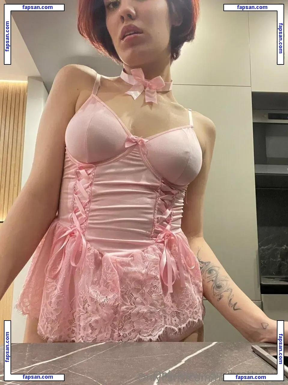 brattykyra nude photo #0024 from OnlyFans