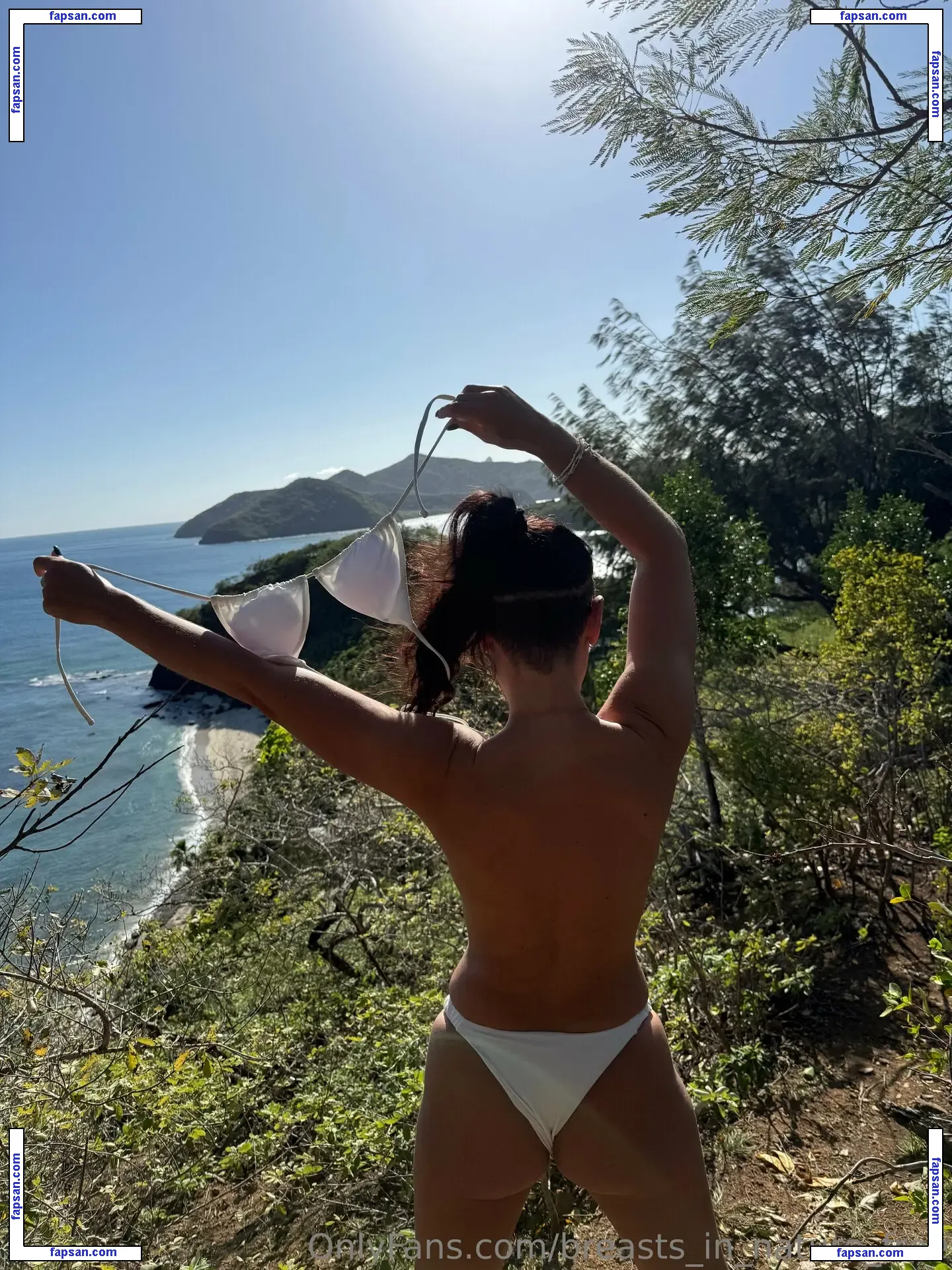 breasts_in_nature_free nude photo #0007 from OnlyFans